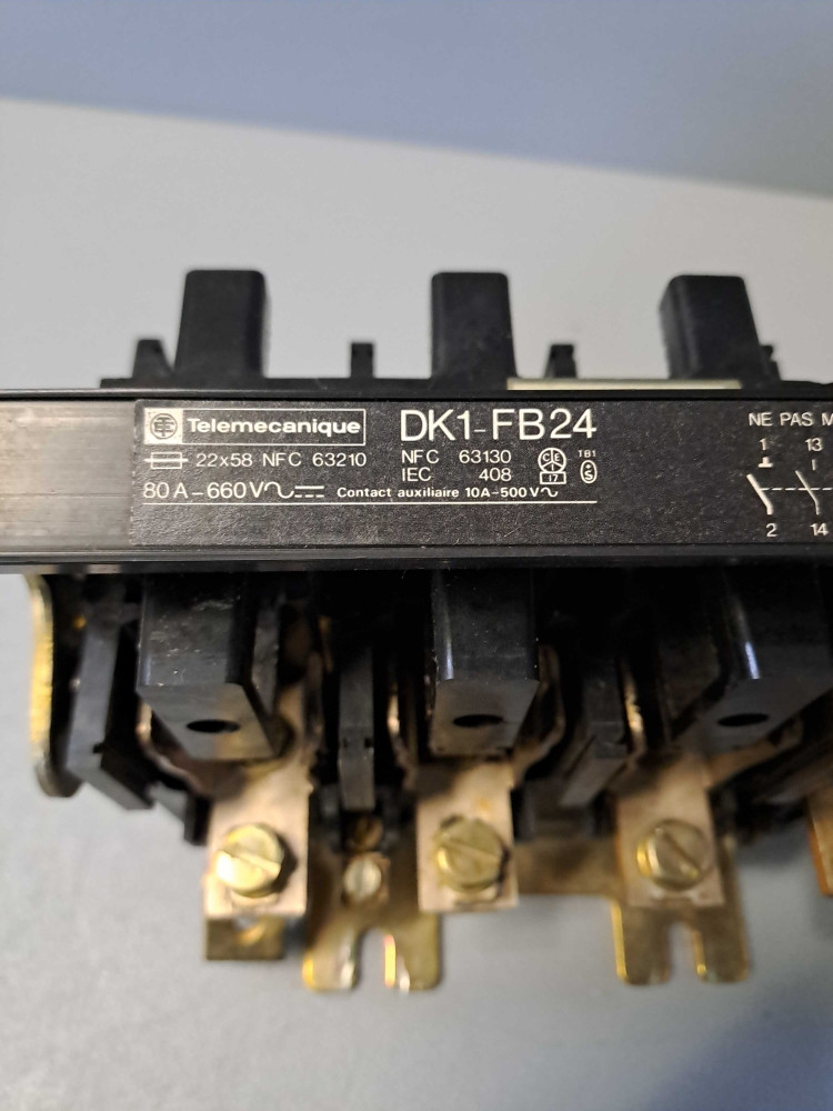 TÉLÉMÉCANIQUE  DK1FB24