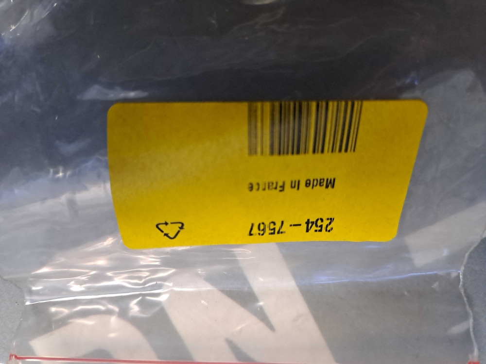 PAULSTRA HUTCHINSON 254-7567