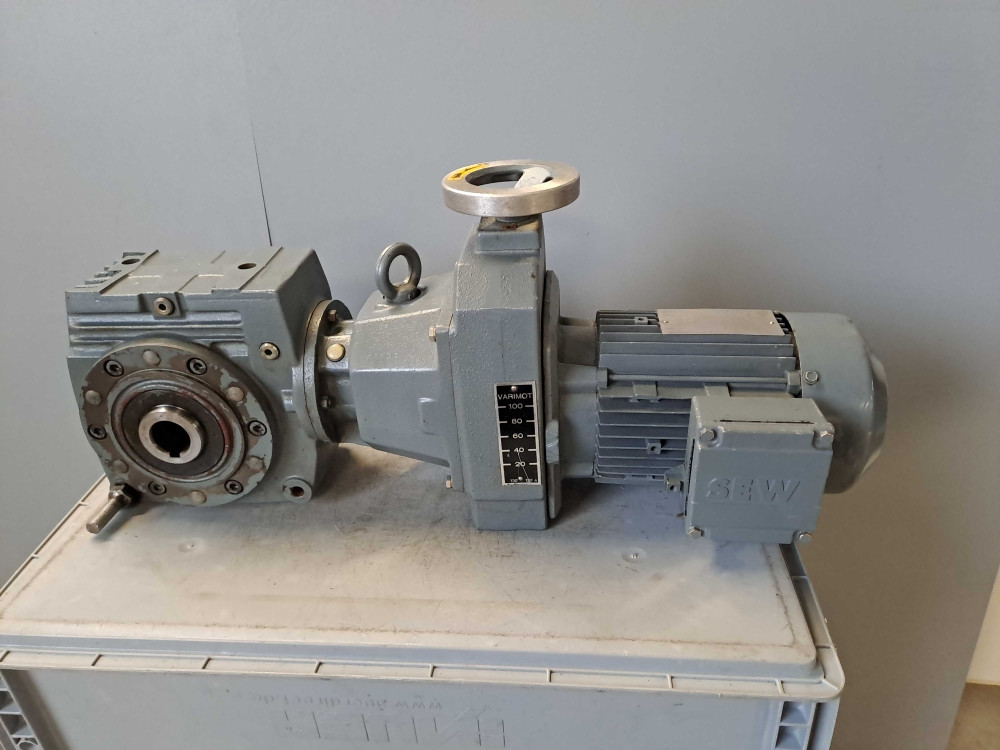 SEW USOCOME SA52D14DT80N2