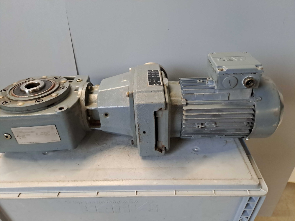 SEW USOCOME SA52D14DT80N2