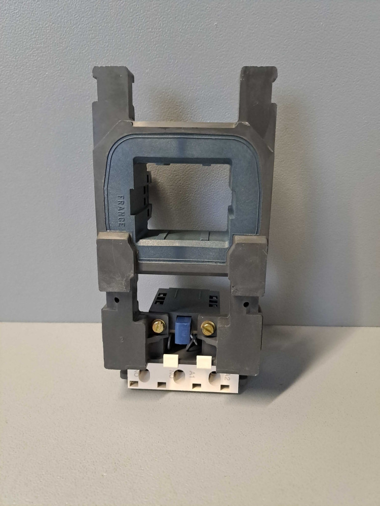 TÉLÉMÉCANIQUE  LX1FH1102