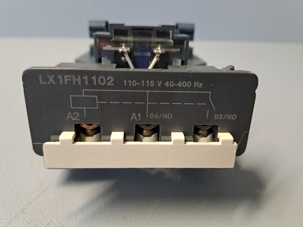 TÉLÉMÉCANIQUE  LX1FH1102