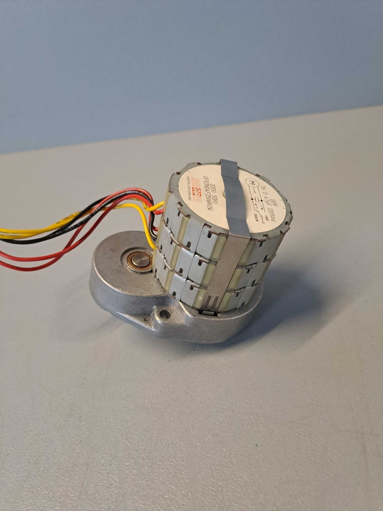 SAIA UFR3ND4F25ANN2W