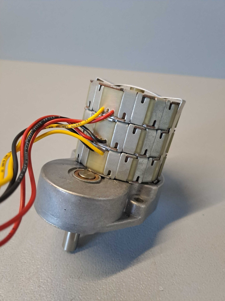 SAIA UFR3ND4F25ANN2W