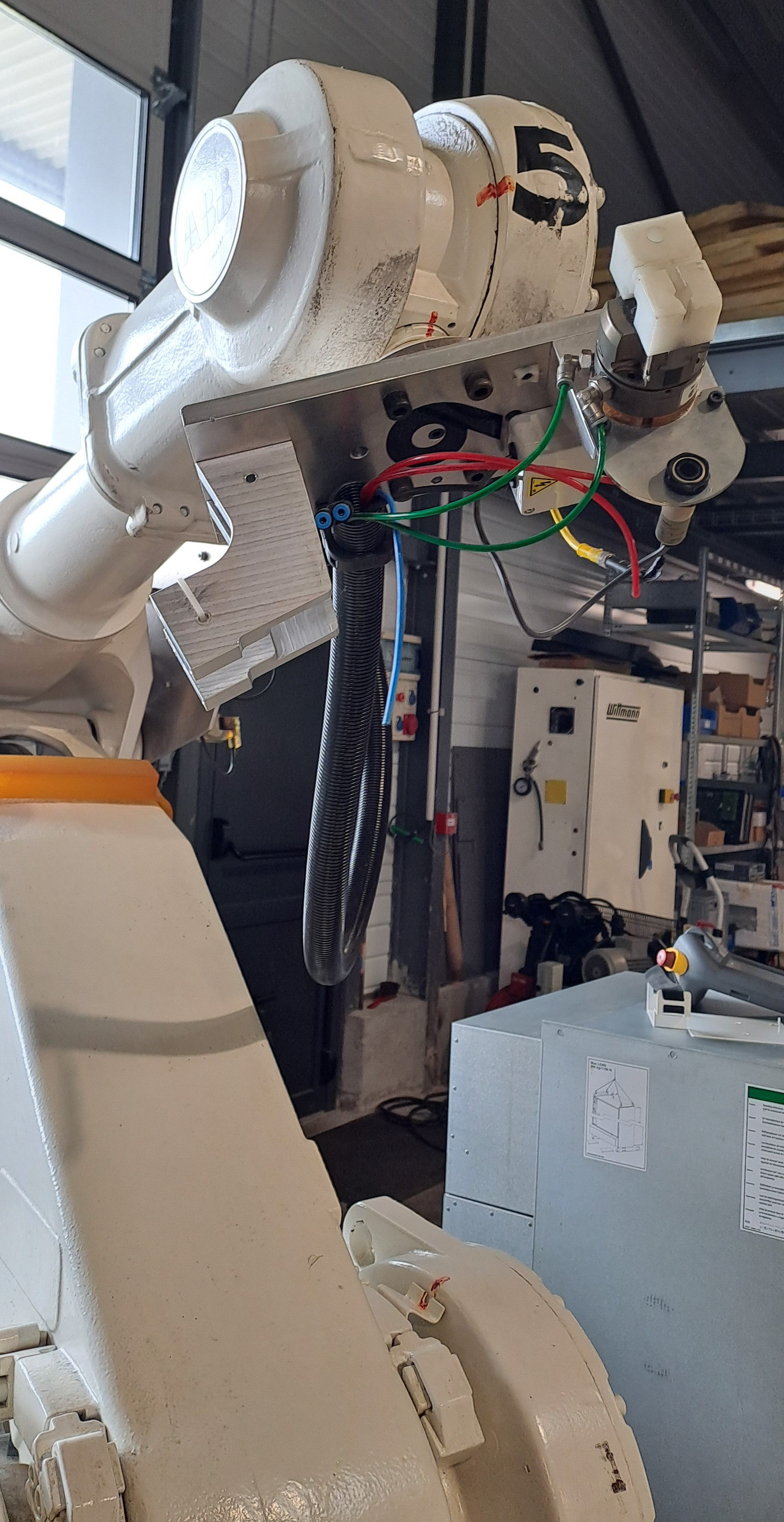 ABB ROBOTIC IRB4400