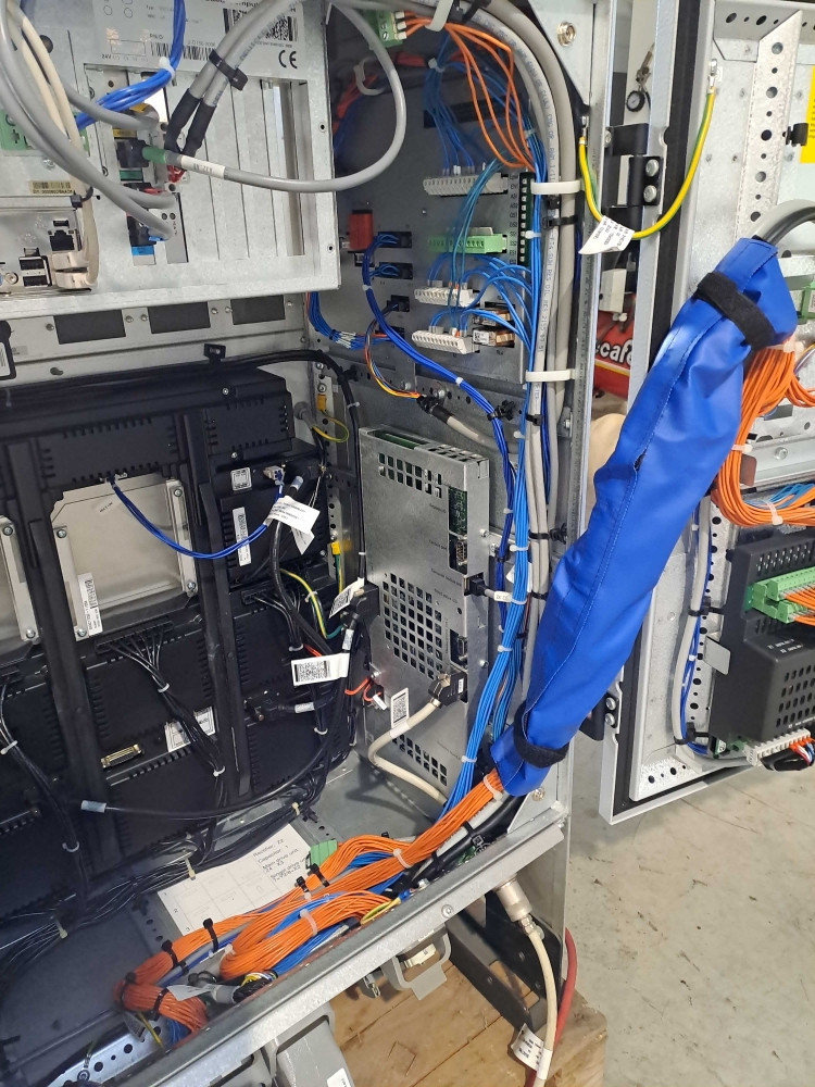 ABB ROBOTIC IRB4400