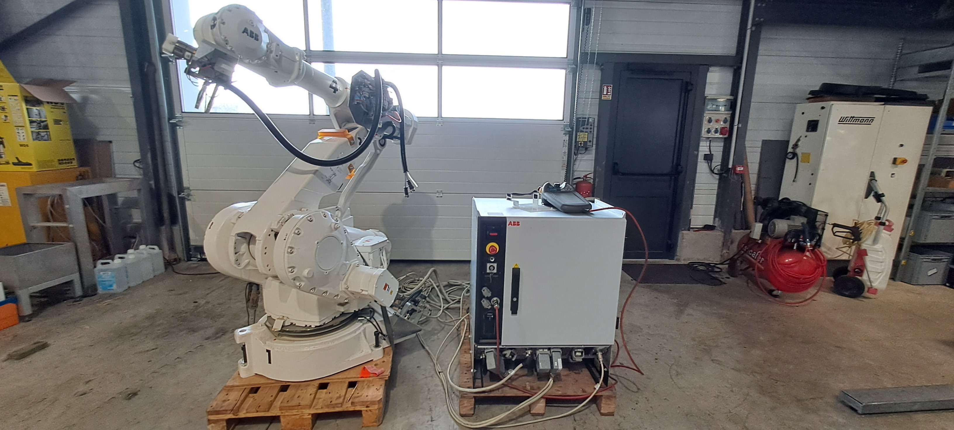 ABB ROBOTIC IRB4400