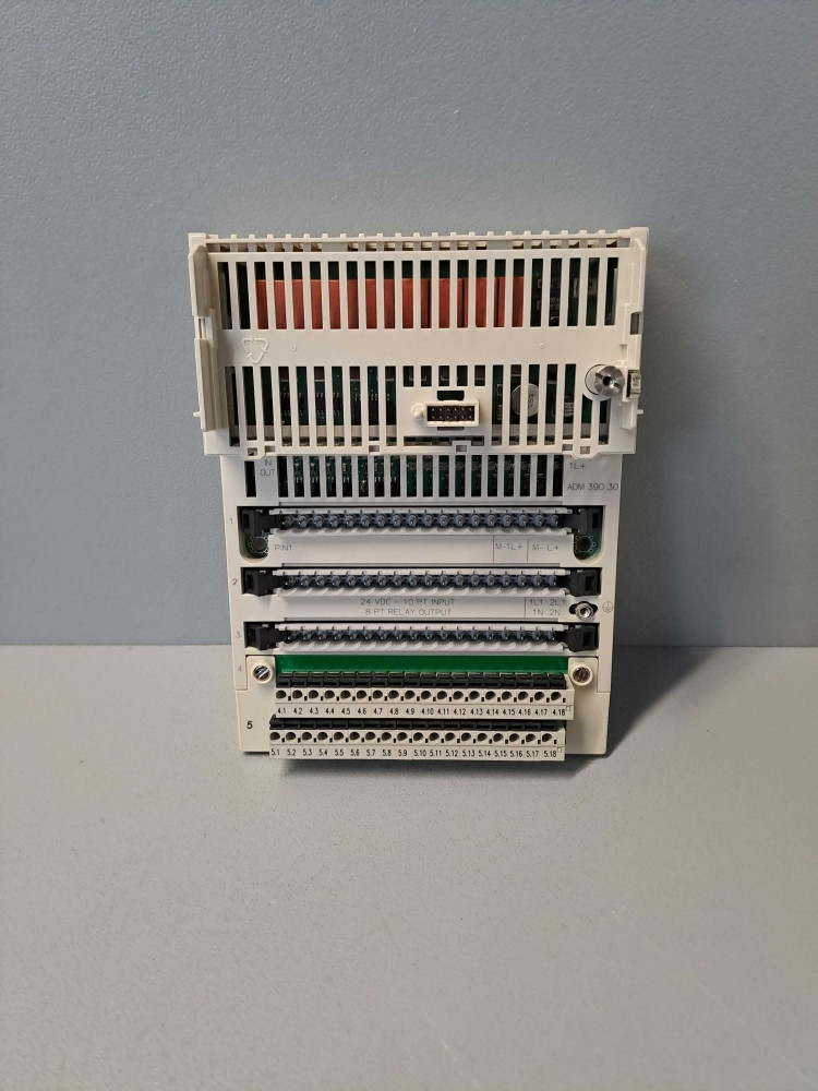 SCHNEIDER  170ADM39030