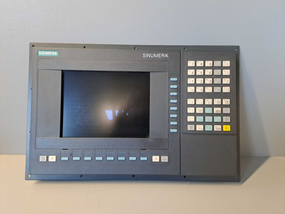 SIEMENS  6FC5203-0AB10-0AA1