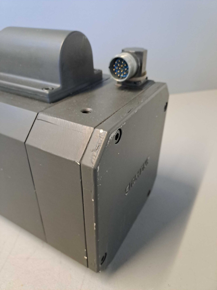 SIEMENS  1FT60841AF714EG1