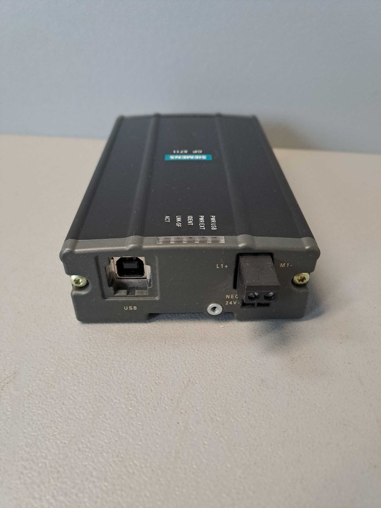 SIEMENS  6GK15711AA00