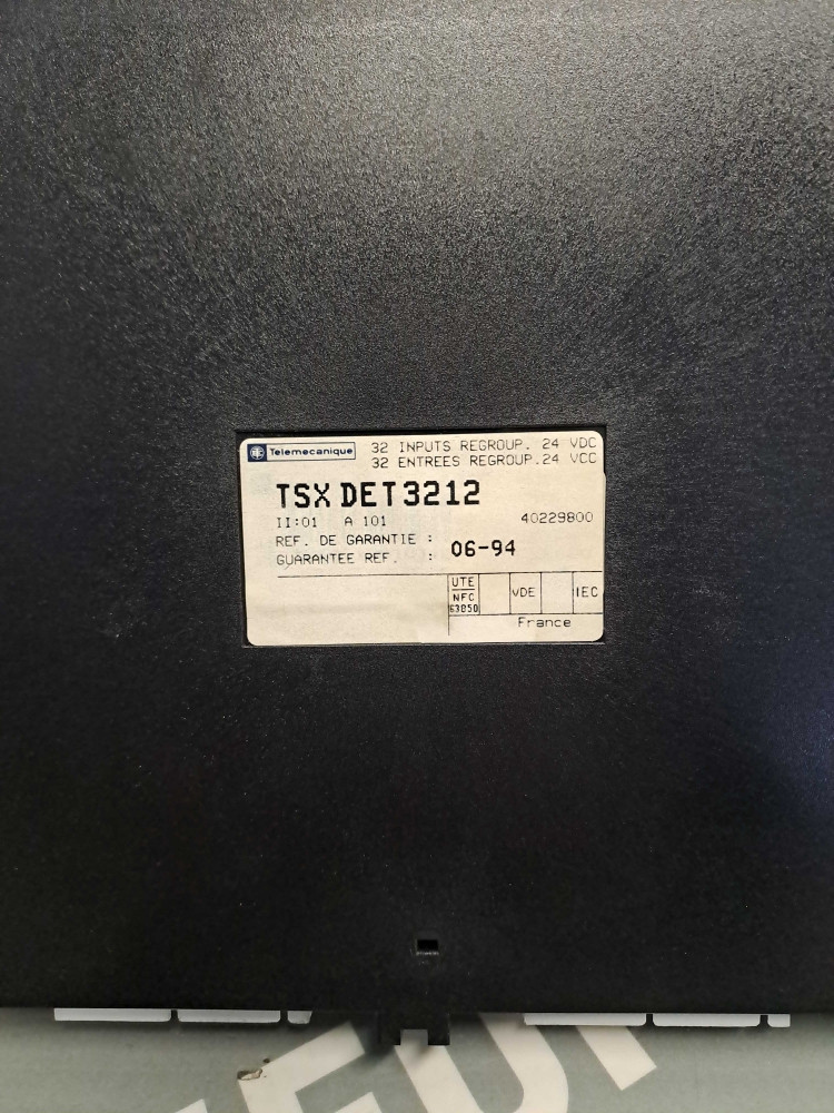 TÉLÉMÉCANIQUE  TSXDET3212