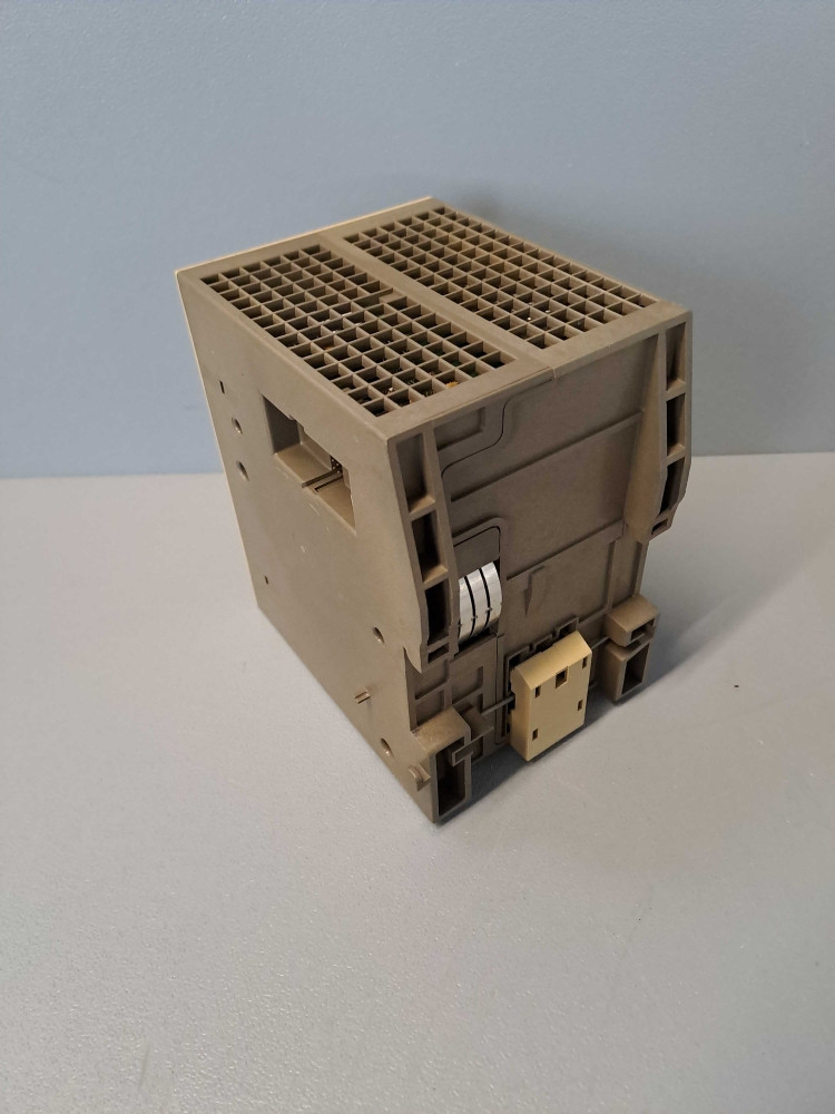 SIEMENS 6ES5100-8MA02