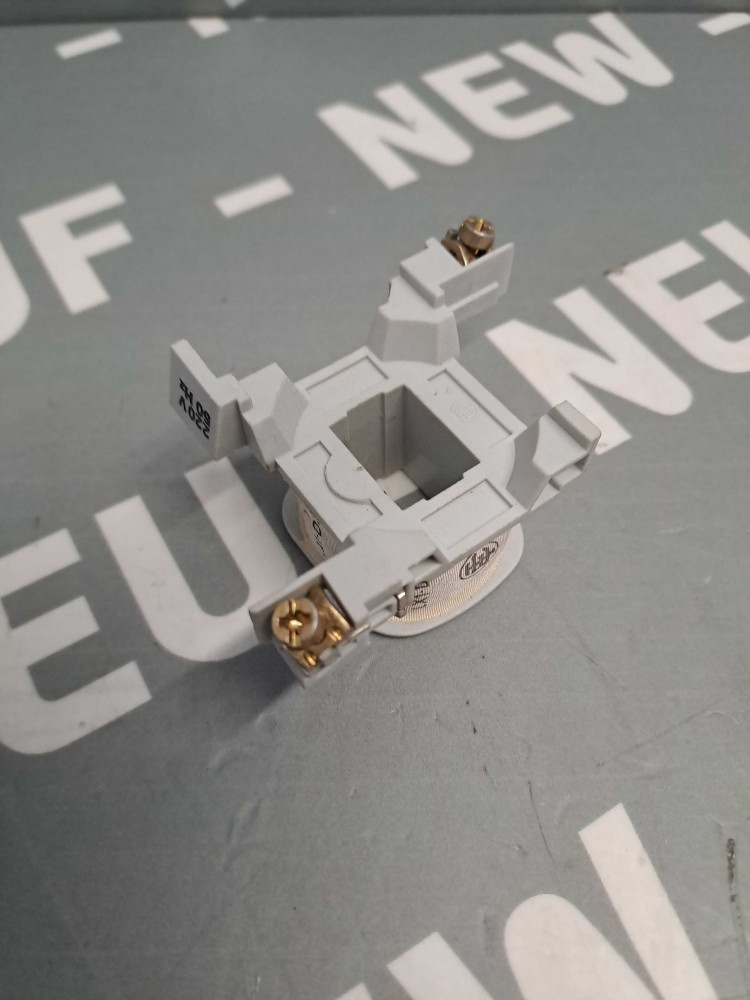 TÉLÉMÉCANIQUE  LX1D25220