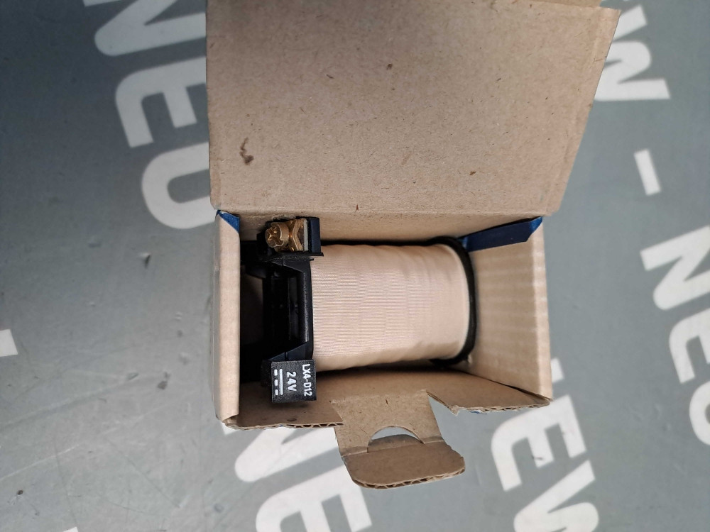 TÉLÉMÉCANIQUE  LX4D12024