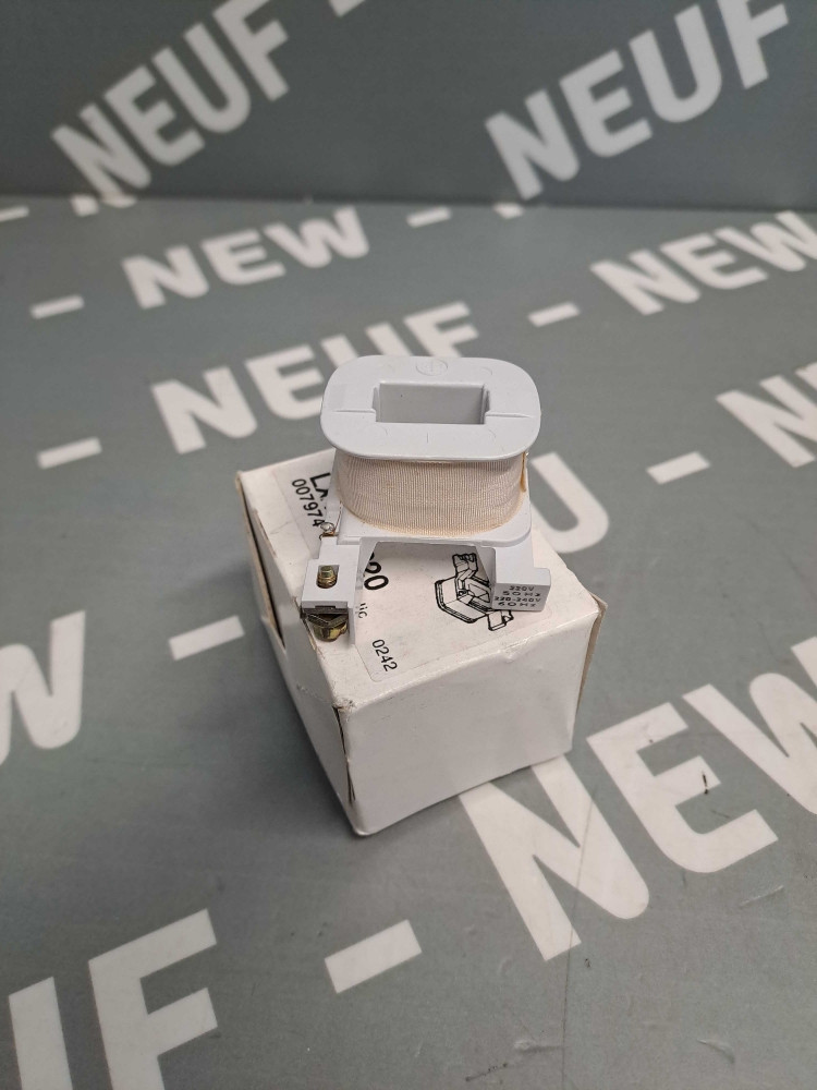 TÉLÉMÉCANIQUE  LX1D09220