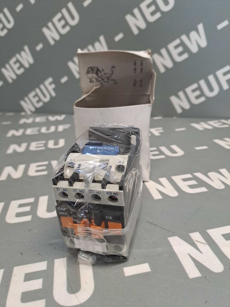 TÉLÉMÉCANIQUE  CA2DN31B7