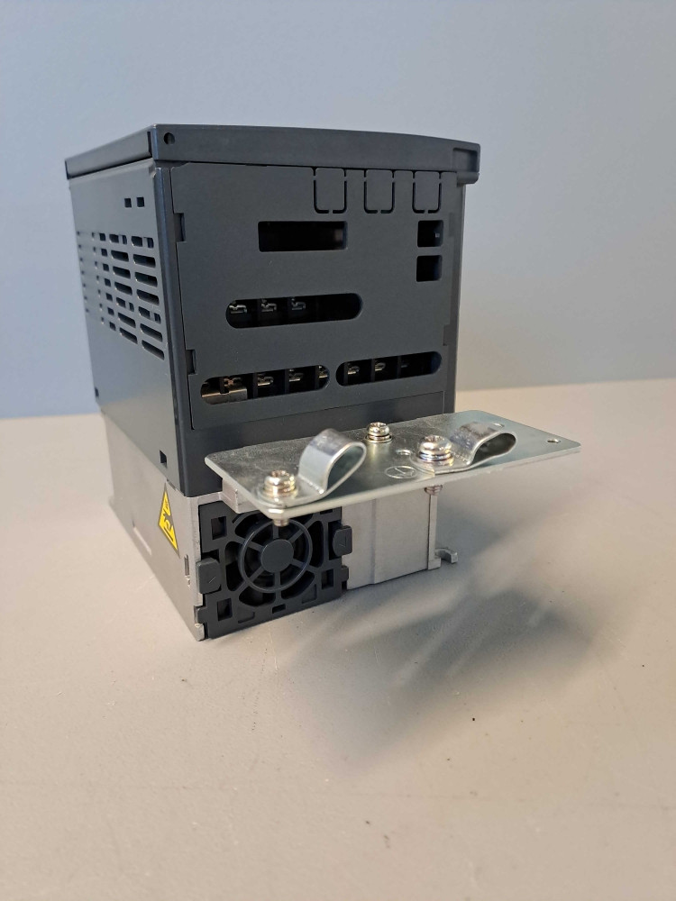 SCHNEIDER  ATV312H075N4