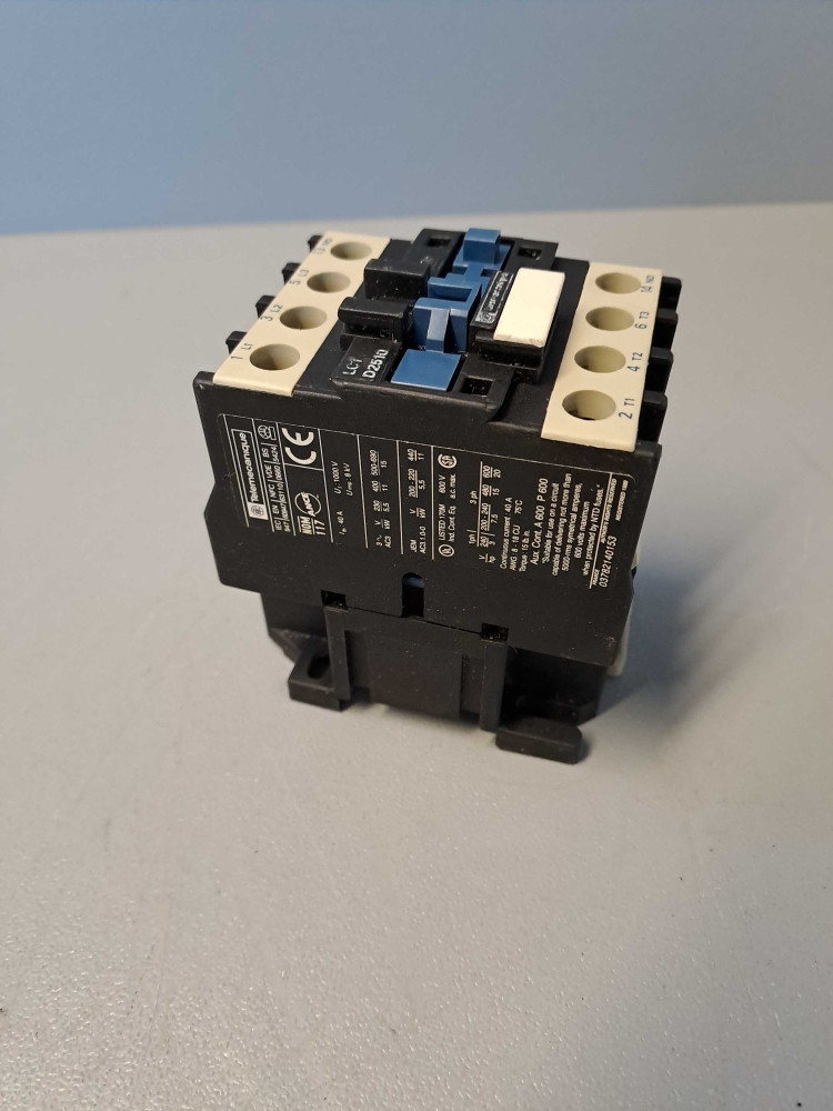 TÉLÉMÉCANIQUE  LC1D2510E7