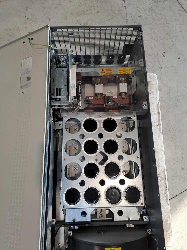 SIEMENS 6SE7032-1TG60