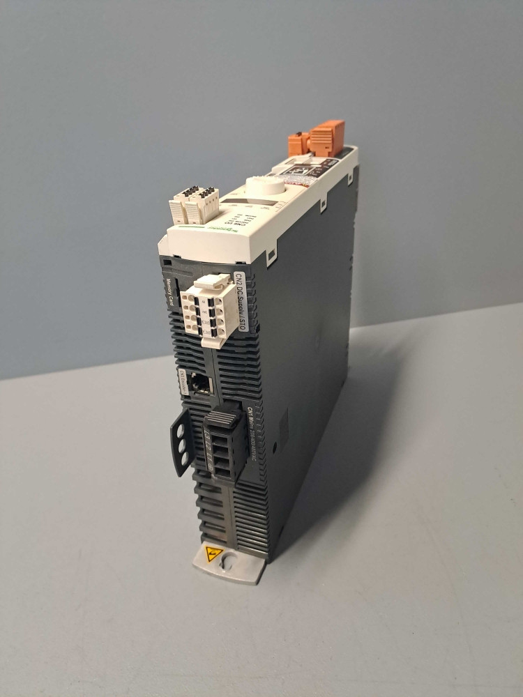 SCHNEIDER  LXM32AU60N4