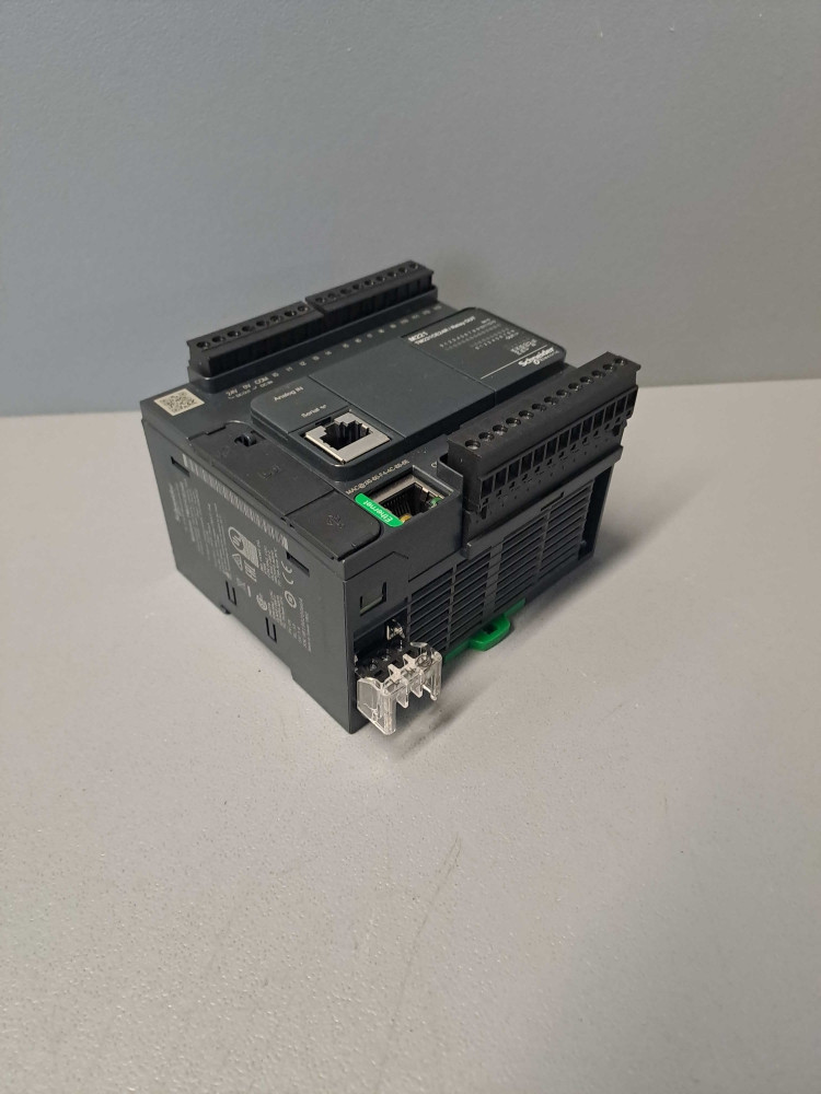 SCHNEIDER TM221CE24R