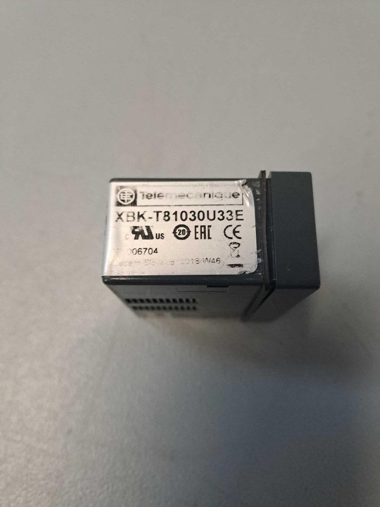 TÉLÉMÉCANIQUE  XBKT81030U33E