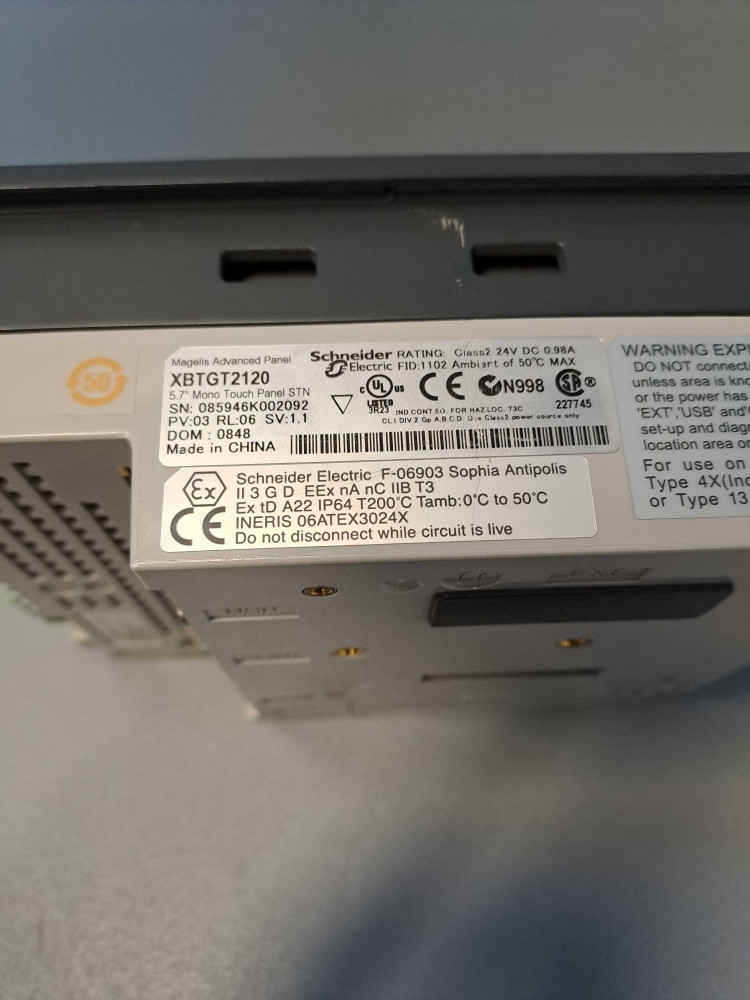 SCHNEIDER  XBTGT2120