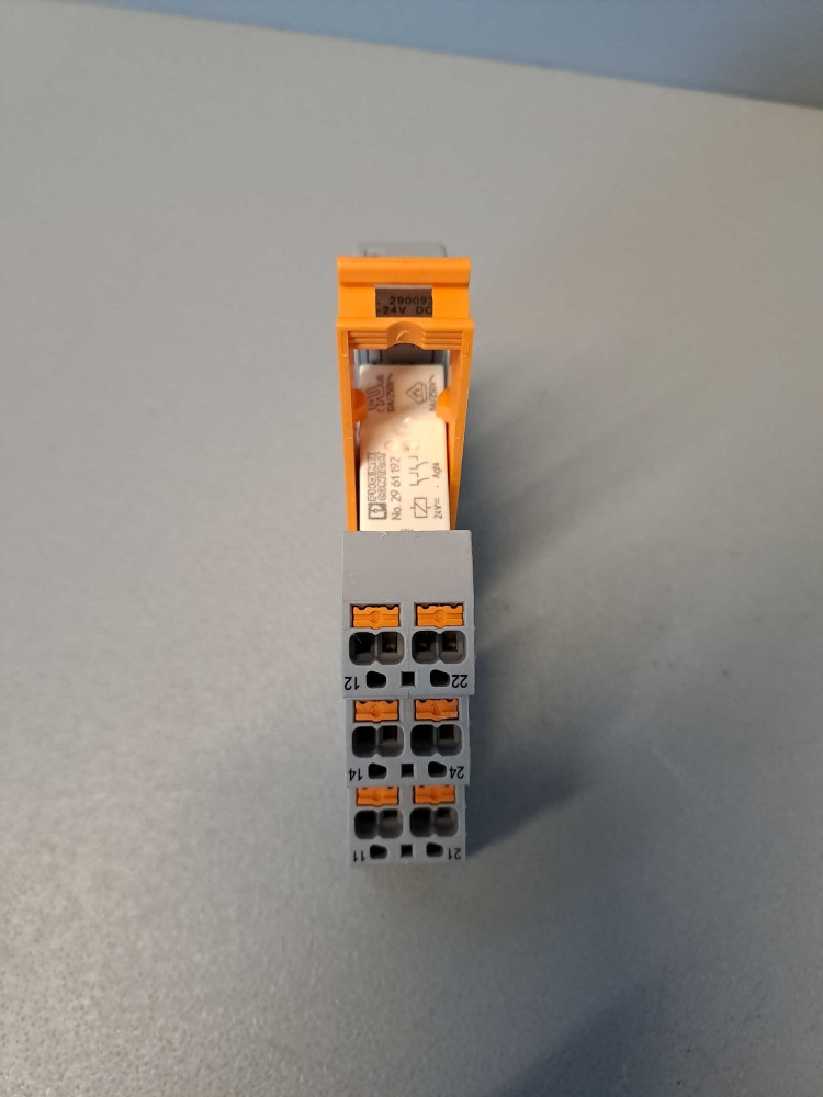 PHOENIX CONTACT  2900931