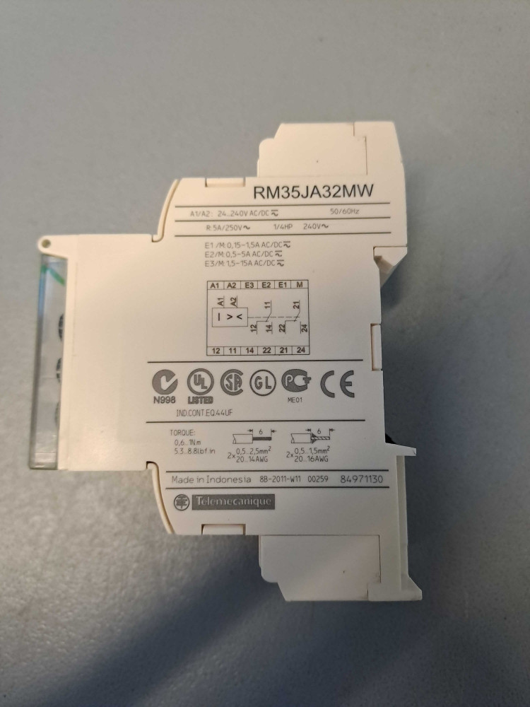 SCHNEIDER  RM35JA32MW