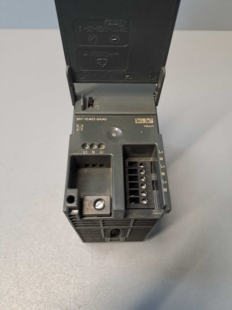 SIEMENS 6ES7307-1EA01-0AA0