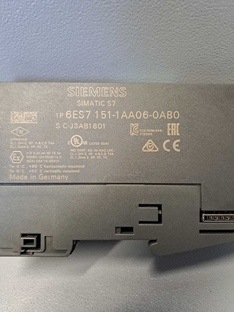 SIEMENS  6ES71511AA060AB0