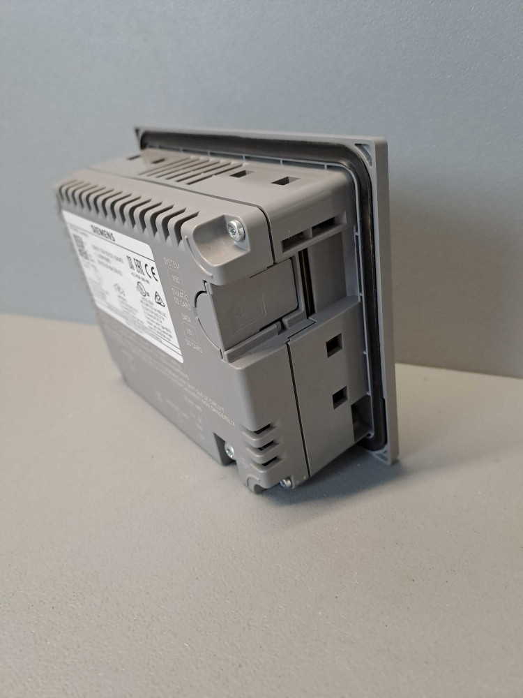 SIEMENS  6AV21242DC010AX0