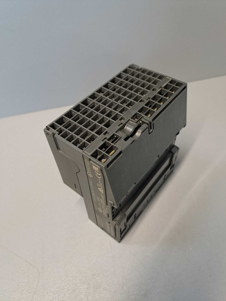 SIEMENS  6ES71583AD010XA0