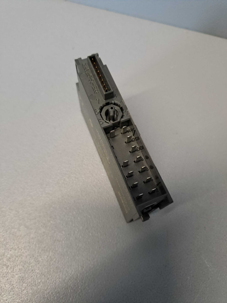 SIEMENS  6ES71384DF000AB0