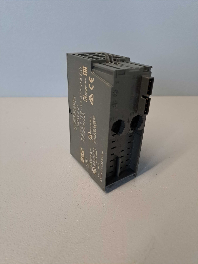 SIEMENS  6ES71384AA110AA0