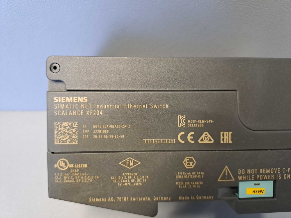 SIEMENS  6GK52040BA002AF2