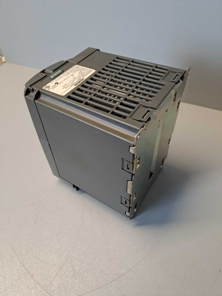 SIEMENS  6SE64402AD230BA1