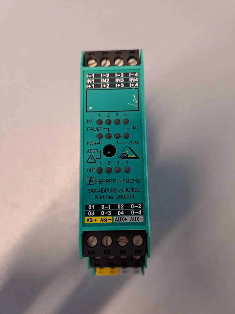 PEPPERL FUCHS  209759