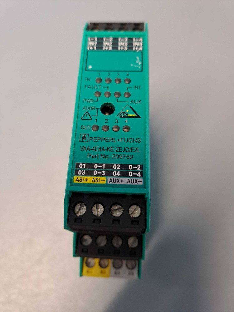 PEPPERL FUCHS  209759