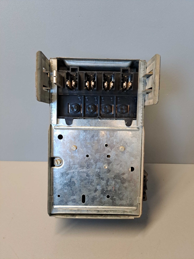 TÉLÉMÉCANIQUE  KSA05SF4