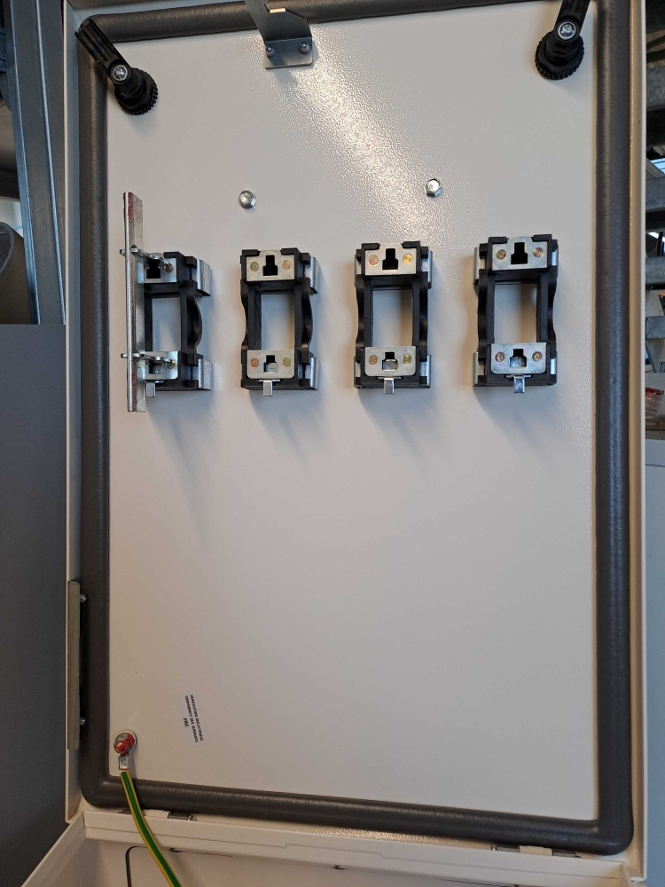 SCHNEIDER  KSB250SE4