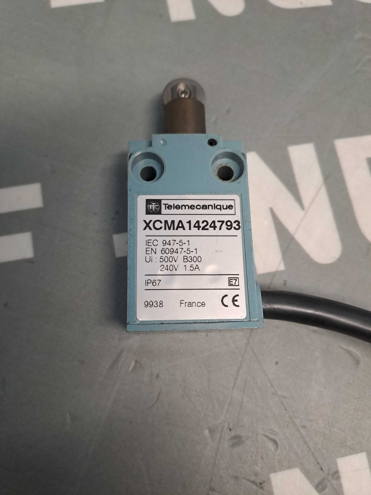 TÉLÉMÉCANIQUE  XCMA1424793