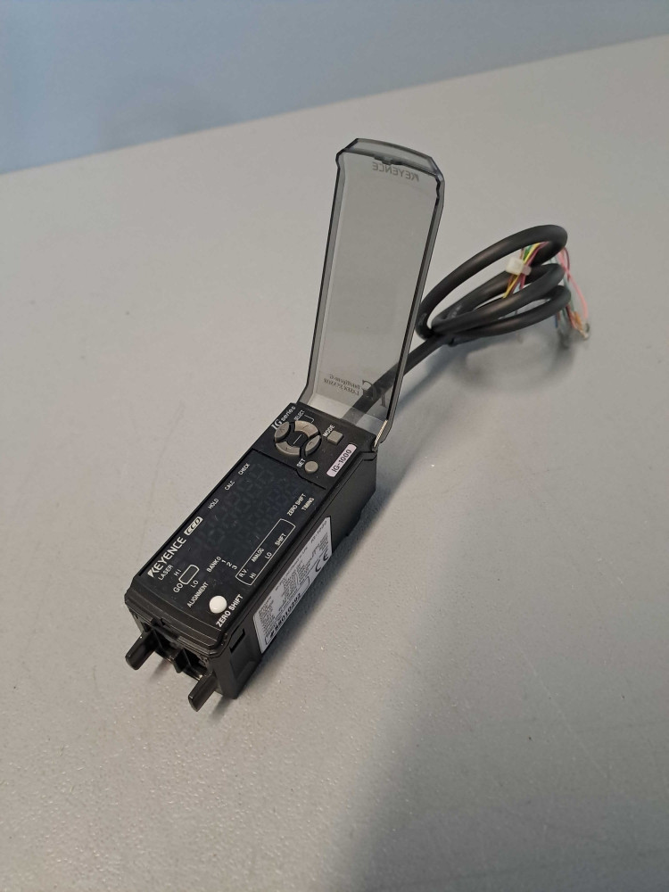 KEYENCE  IG1000