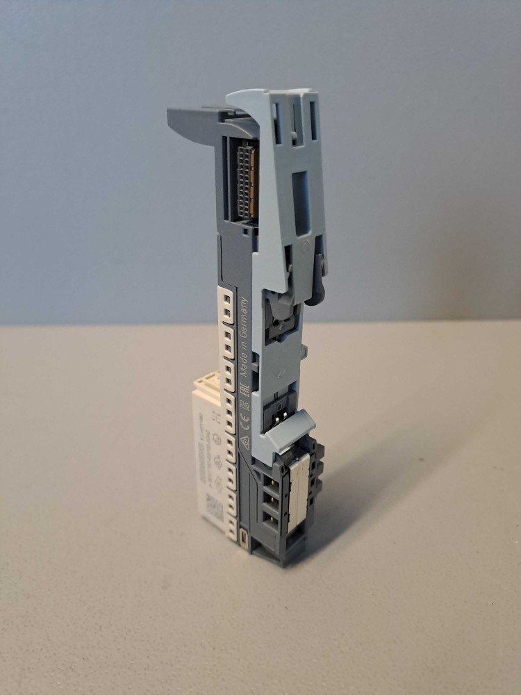 SIEMENS 6ES7193-6BP00-0DA0