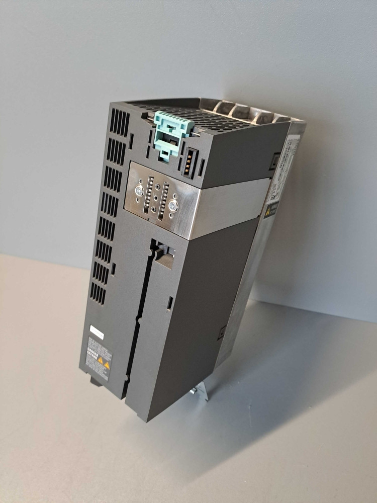 SIEMENS  6SL32101PB155AL0