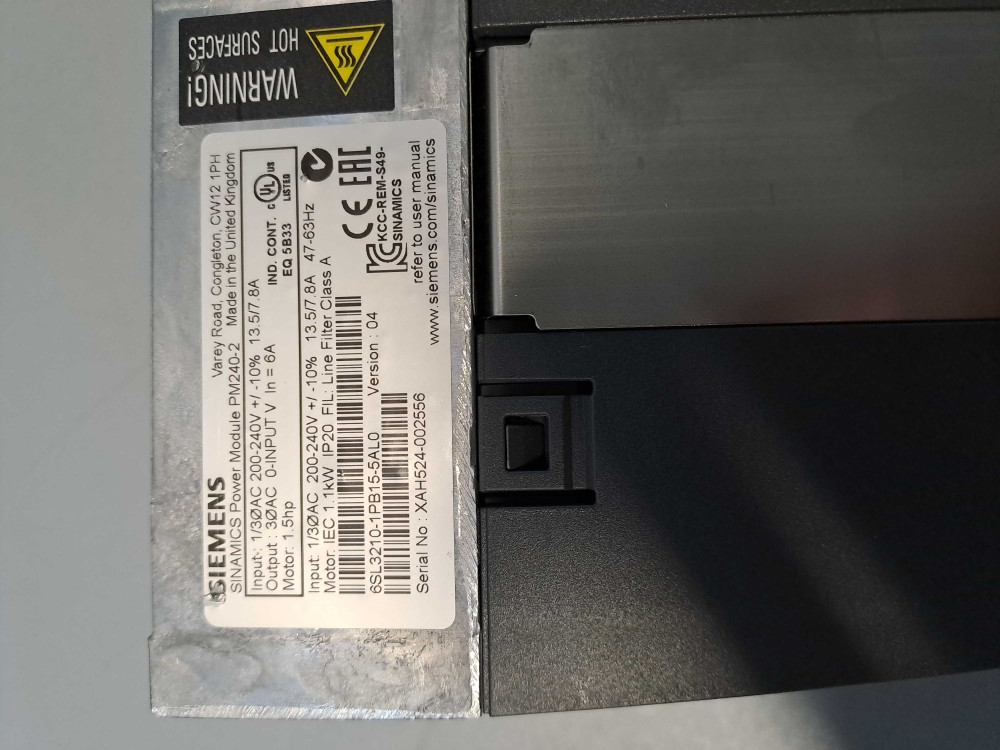 SIEMENS  6SL32101PB155AL0