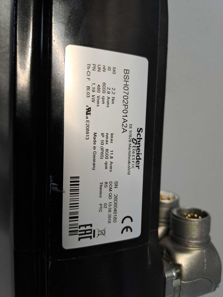 SCHNEIDER  BSH0702P01A2A