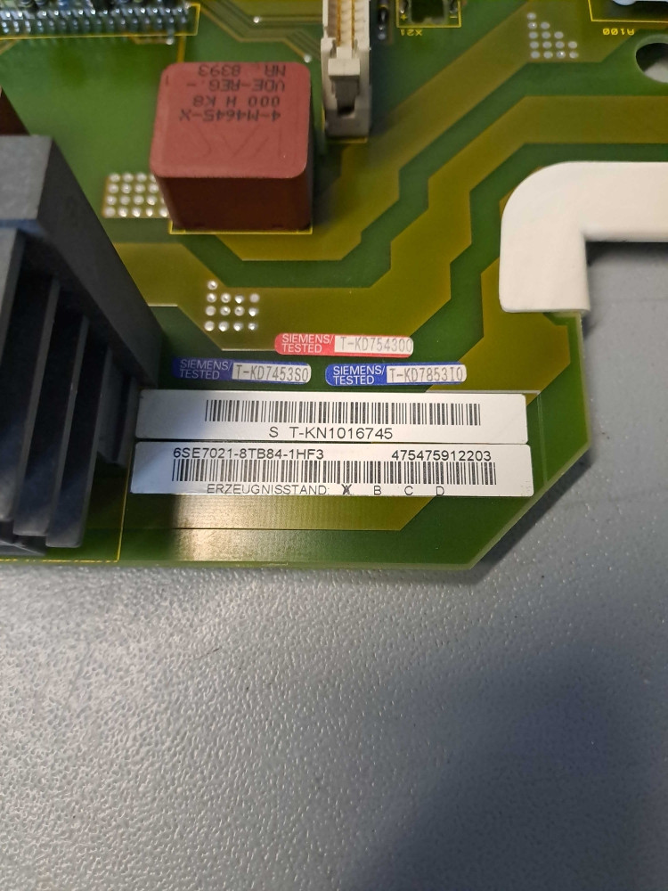 SIEMENS 6SE70218TB841HF3