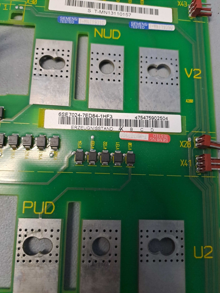 SIEMENS  6SE70247ED841HF3